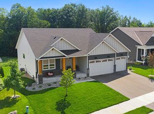 437 Sienna Dr, Watertown, MN 55388