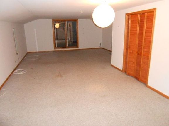 3rd image of 2741 N Southport Ave #3