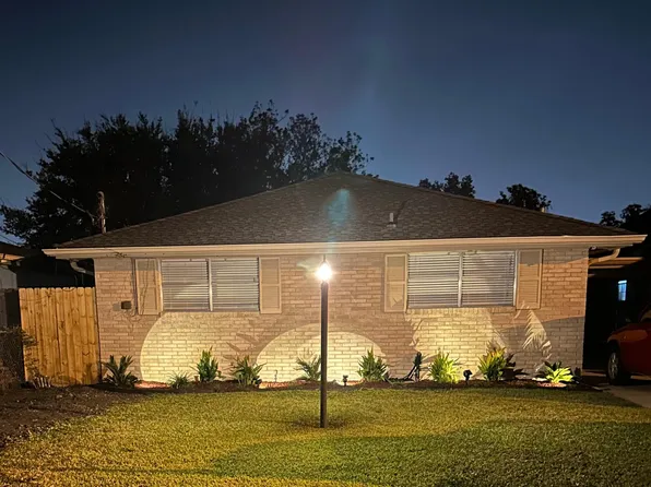 8021 Harris Ave, New Orleans, LA 70123