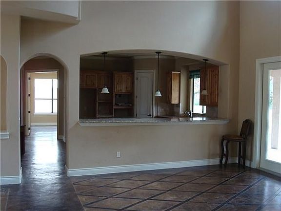 5th image of 109 Estate Row