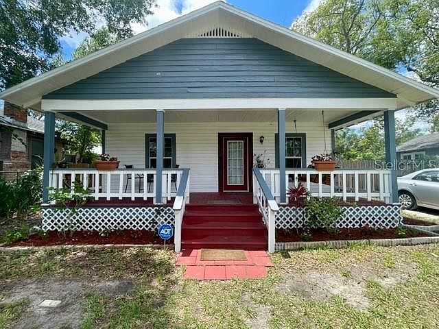 1st image of 813 E FRIERSON AVENUE