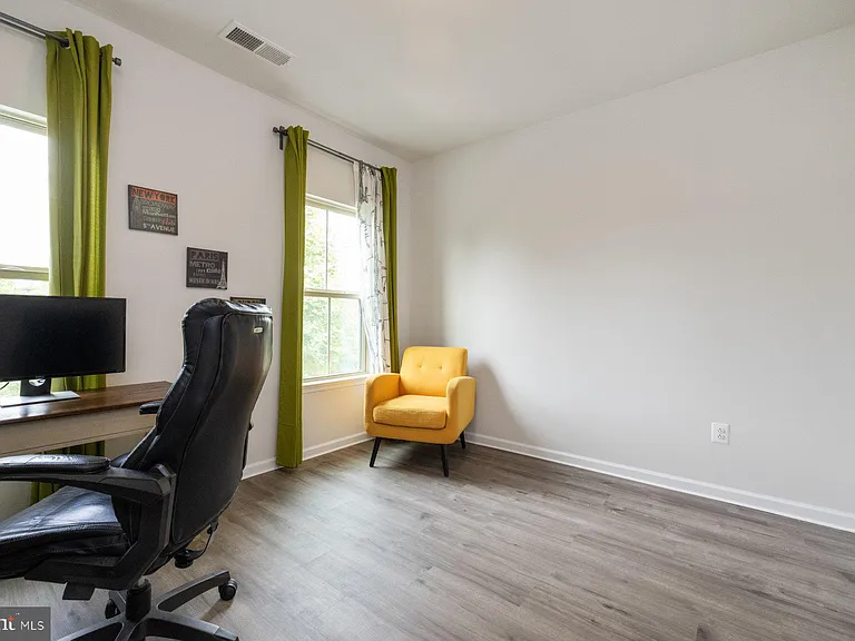5861 Oakdale Village Rd — Photo 19