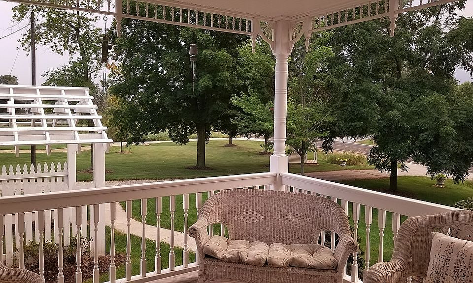 1st image of 4222 Country Aire Dr