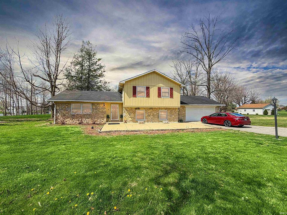 1st image of 4556 N Wildwood Dr
