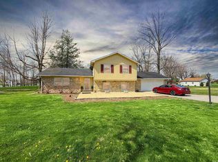 4556 N Wildwood Dr, Frankfort, IN