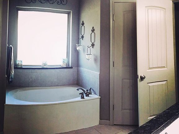 5th image of 2312 Dominic Ct