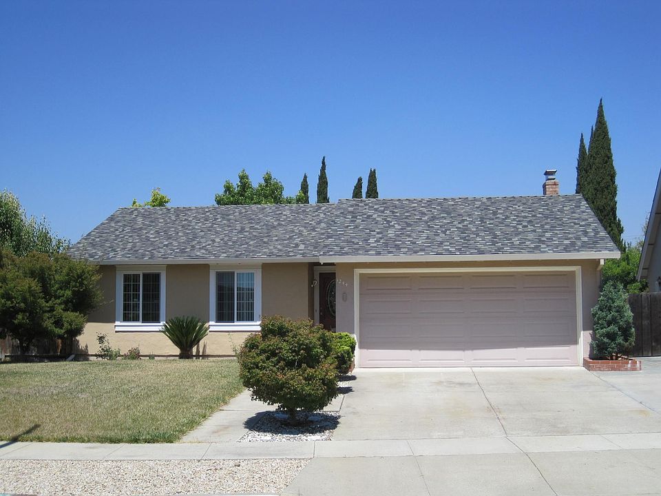 2nd image of 1244 Pembroke Dr
