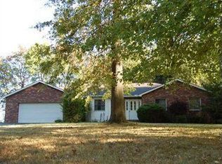 21 Forest Glen Dr, Grove City, PA