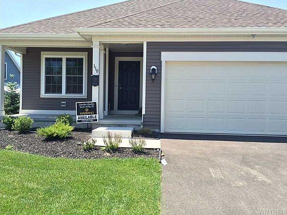 2nd image of 110 Blossom Wood Ln
