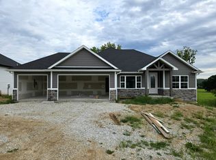 6015 W Swather Ct, Columbia, MO 65203