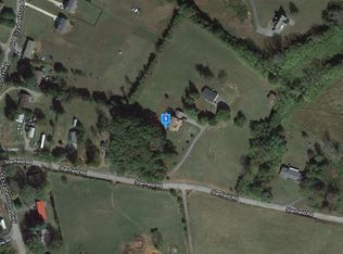 219 Stanfield Rd, Bluff City, TN 37618