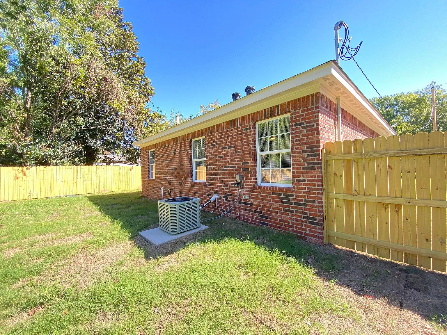 309 Kay St — Photo 3