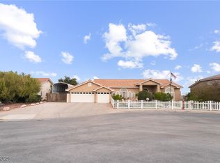 396 E Country Club Dr, Henderson, NV 89015