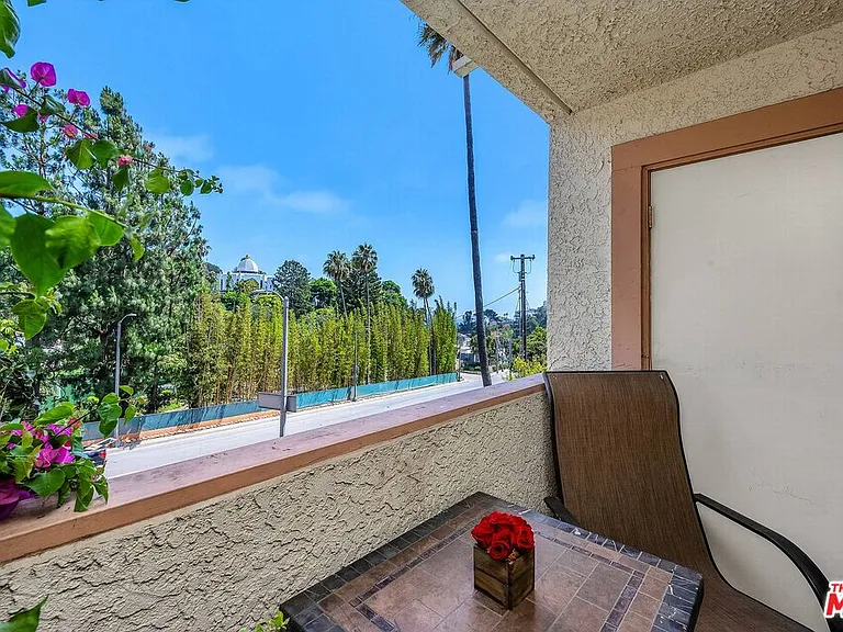 501 Palisades Dr #221 — Photo 14