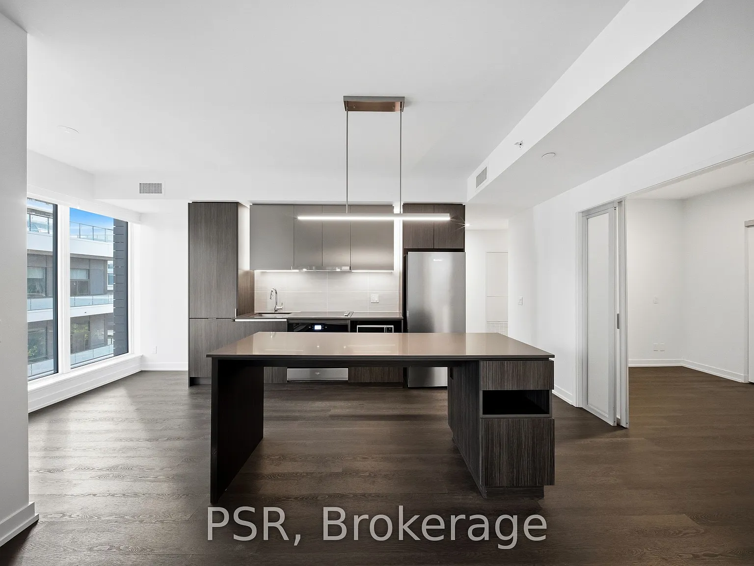 3 bed, $4,500 — Photo 1