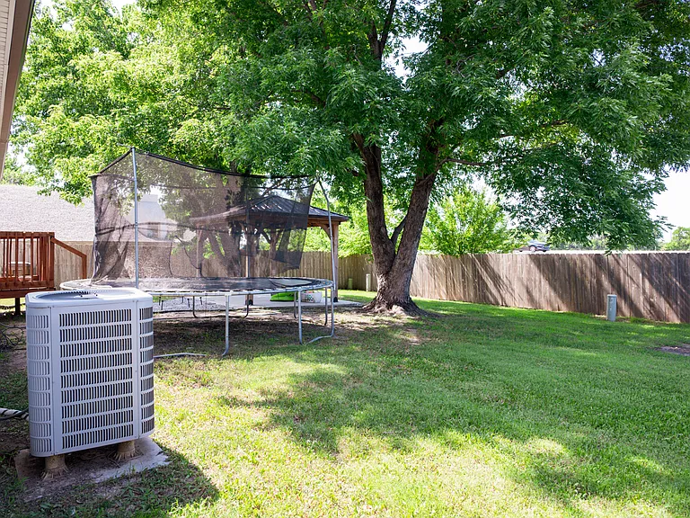 1426 W Nottingham Cir — Photo 8