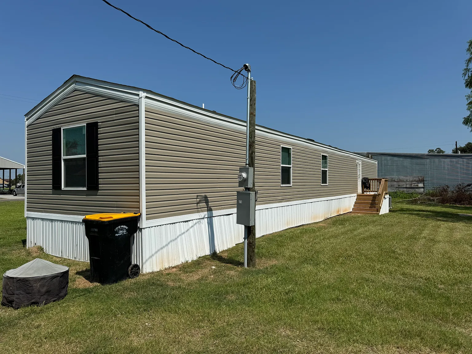 3 bed, 1350 sqft, $1,650 — Photo 3