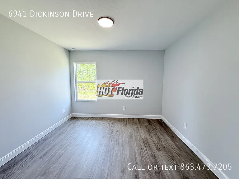 6941 Dickinson Dr — Photo 15