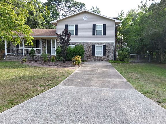 2nd image of 210 Spartan Rd