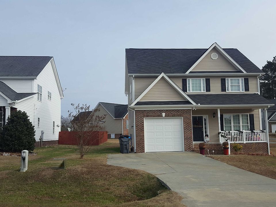 2nd image of 2030 Applewood Dr