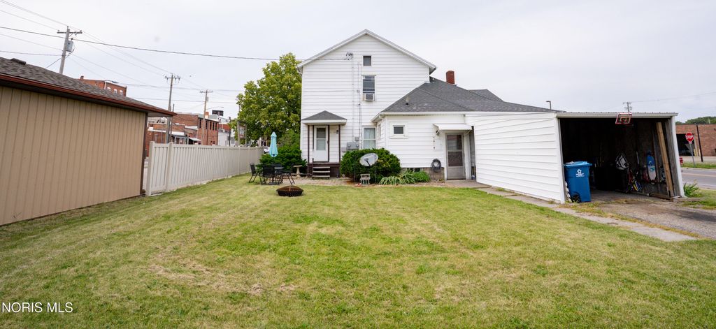 120 E Butler St, Bryan, OH - View 4