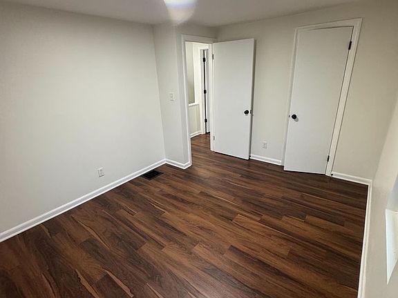 4th image of 1292 25th Ave