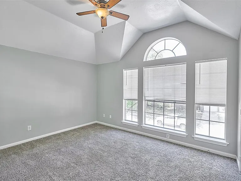 13714 Hillingdale Ln — Photo 29