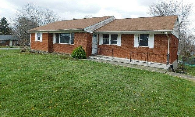 1st image of 79 Spruce Dr