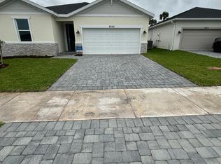 8666 Dahlia Cir FLOOR 8666, Pt Saint Lucie, FL 34986