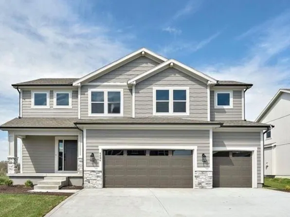 4404 SW Grindstone Cir, Lees Summit, MO 64082