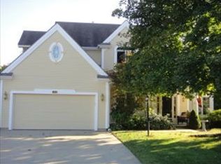 2202 Red Oak Ct, Saint Joseph, MO 64506
