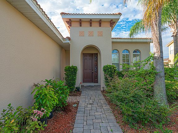 3rd image of 3821 Golden Knot Dr