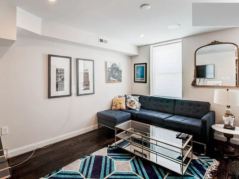 2025 E Lombard St — Photo 5