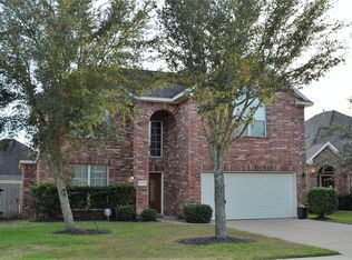 17723 Creek Bluff Ln, Cypress, TX 77433