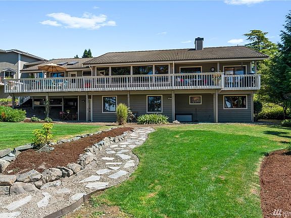 3rd image of 5010 101st Avenue Ct NW