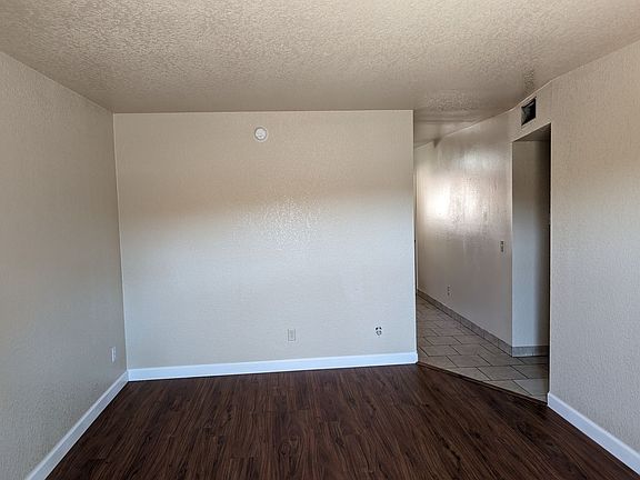 4th image of 4831 E University Ave #B-875