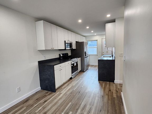 2nd image of 455 Diven Ln