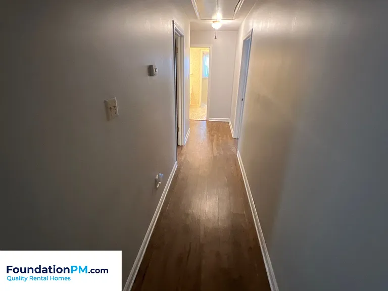 2608 Abercorn Cv — Photo 10