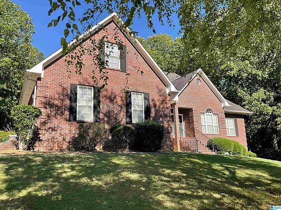 3rd image of 1159 Pinecrest Dr