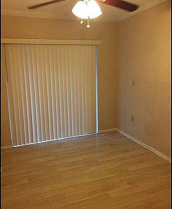 2nd image of 121 Oyster Bay Cir APT 150