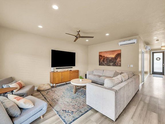 2nd image of 1143 S Gap Canyon Pkwy Unit 26