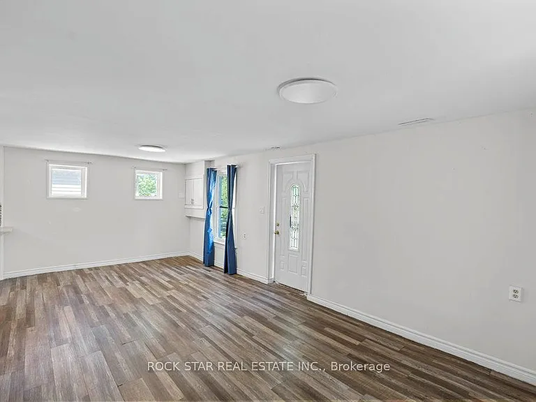 69 Teal Ave — Photo 6