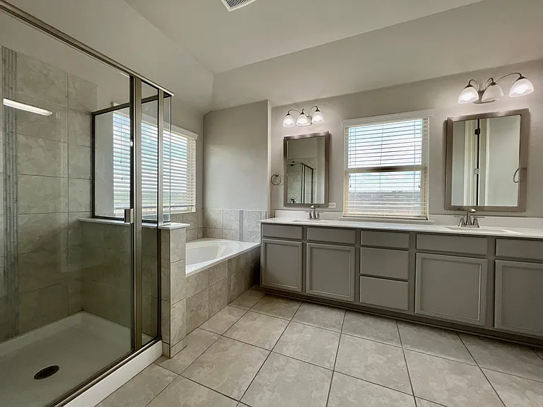 7217 Garnet Mill Ln — Photo 8