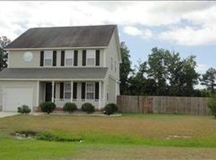 117 Hunt Dr, Hubert, NC 28539