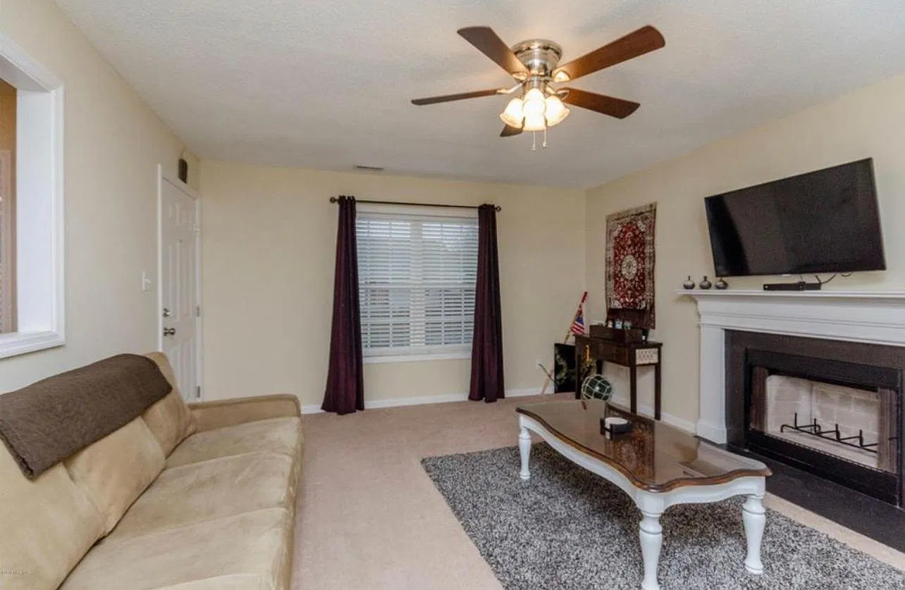 3035 Foxhorn Rd — Photo 2