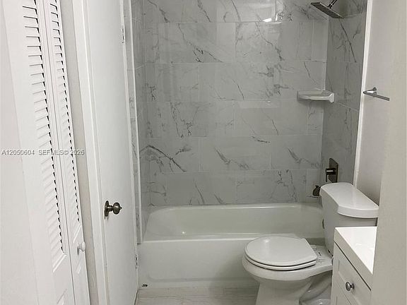 5th image of 486 NW 165th Street Rd APT B307