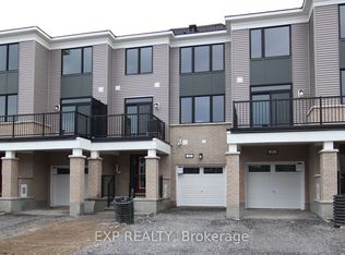 39 Lentago Ave, Ottawa, ON K2J 7A2