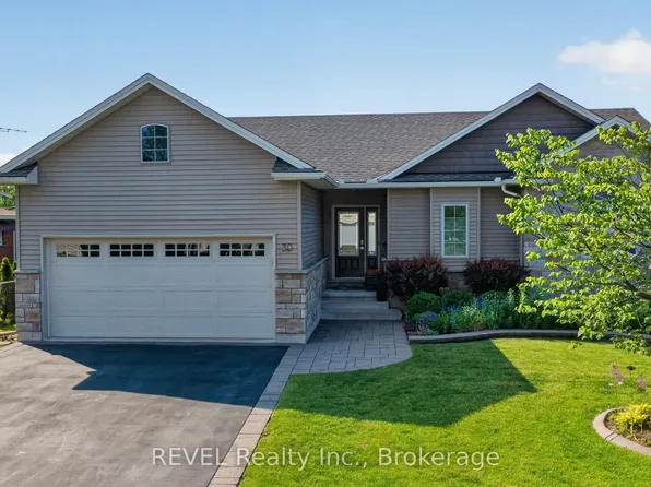 30 Drummond Cres, Fort Erie, ON L2A 1L2