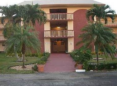 1st image of 1001 Hillcrest Ct APT 301