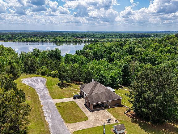 2nd image of 406 Chimney Rock Dr